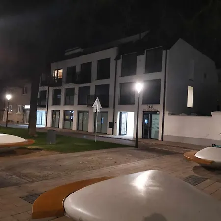 Apartman Prestige - Luxury Trnava, Free Indoor Parking *