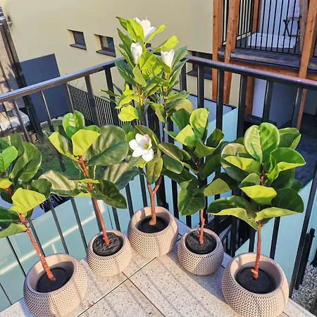 Prestige - Luxury Trnava, Free Indoor Parking Apartment *