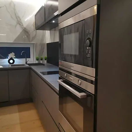 Prestige - Luxury Trnava, Free Indoor Parking