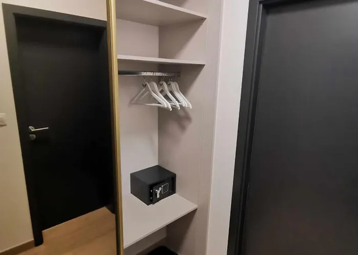 Prestige - Luxury Trnava, Free Indoor Parking * טרנבה